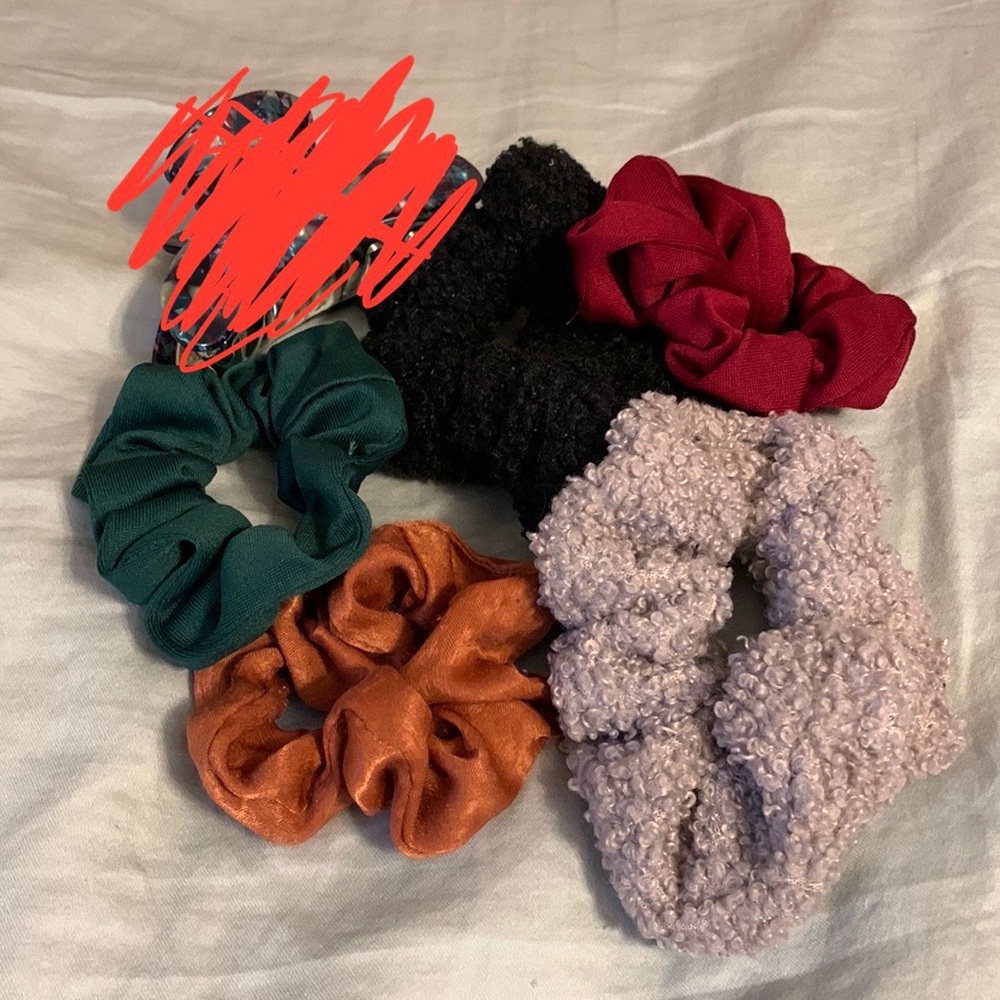 ☀️HAIR ACCESSORIES BUNDLE☀️